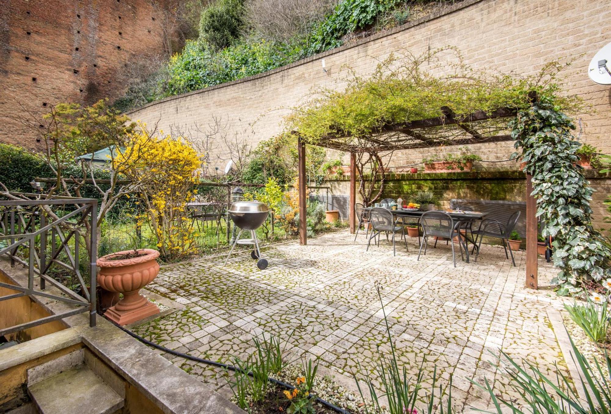 Вилла Secret Garden Сиена Экстерьер фото